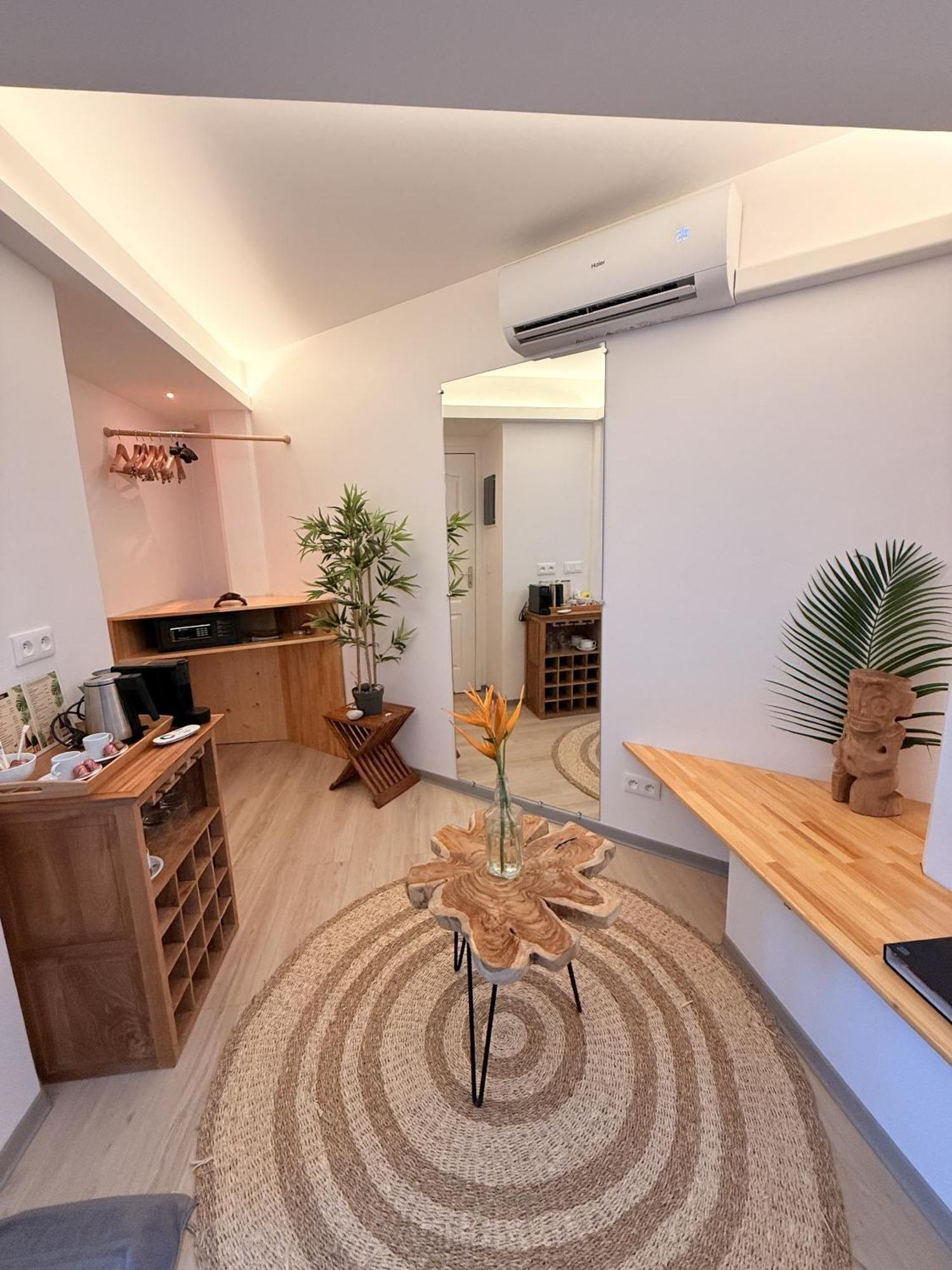 Ononui Airport Studio Faaa Екстериор снимка